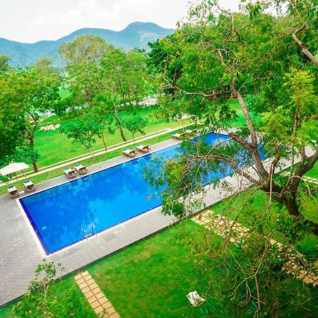 Grand Tamarind Lake Kataragama Buitenkant foto