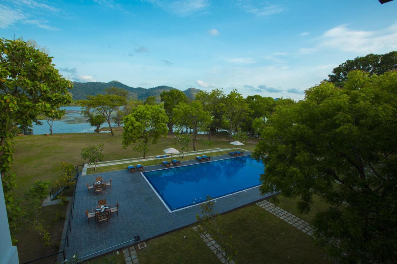 Grand Tamarind Lake Kataragama Buitenkant foto