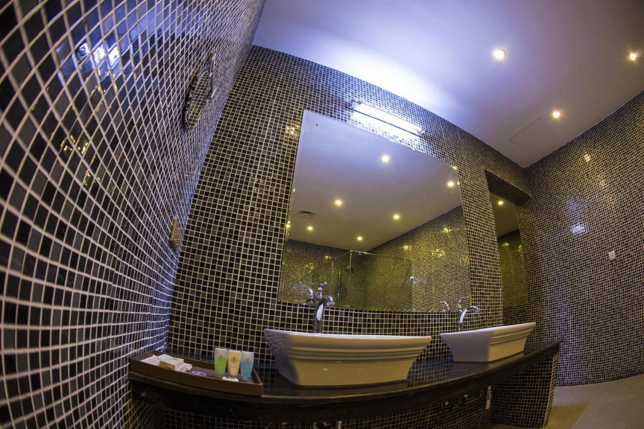 Grand Tamarind Lake Kataragama Kamer foto