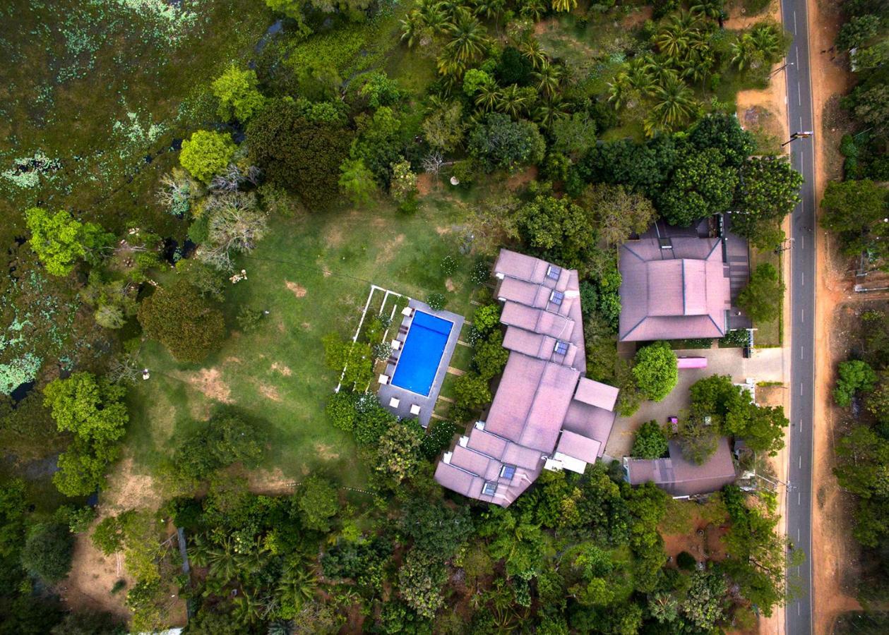 Grand Tamarind Lake Kataragama Buitenkant foto